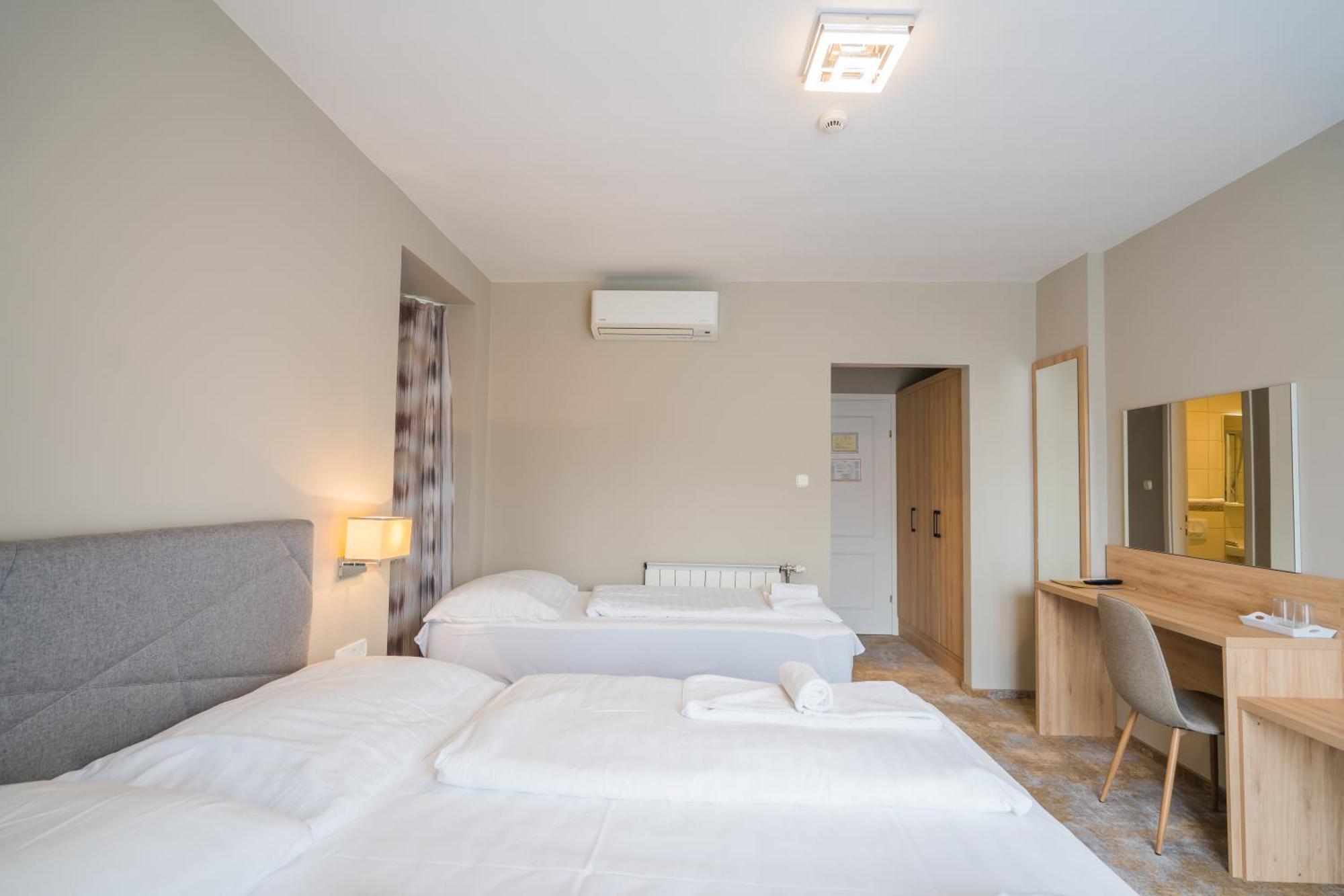 Hotel Diana Siófok Eksteriør billede
