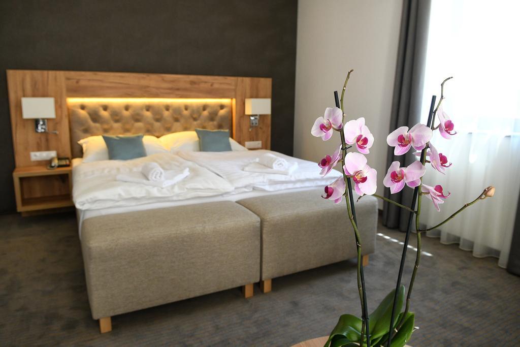 Hotel Diana Siófok Eksteriør billede