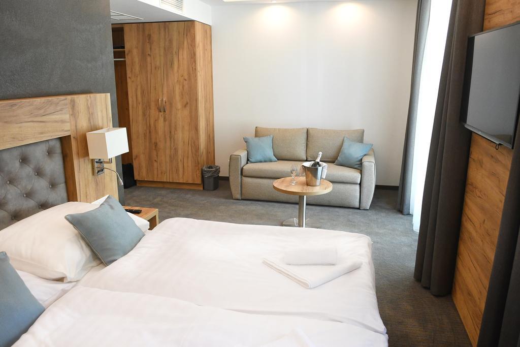 Hotel Diana Siófok Eksteriør billede