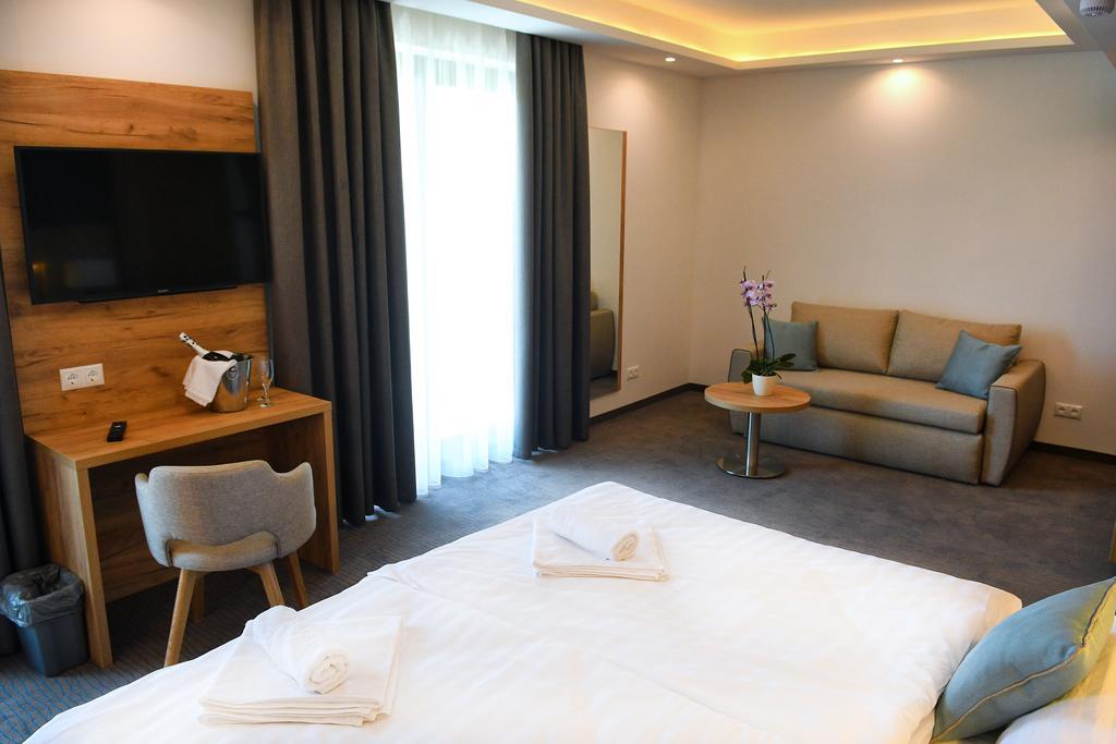 Hotel Diana Siófok Eksteriør billede