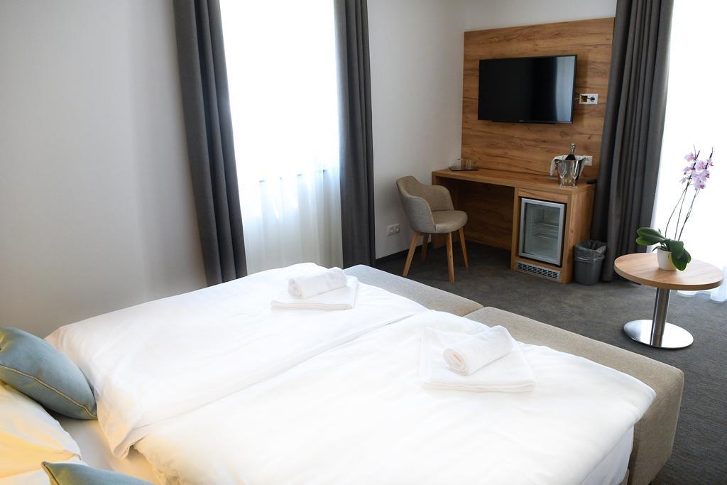 Hotel Diana Siófok Eksteriør billede