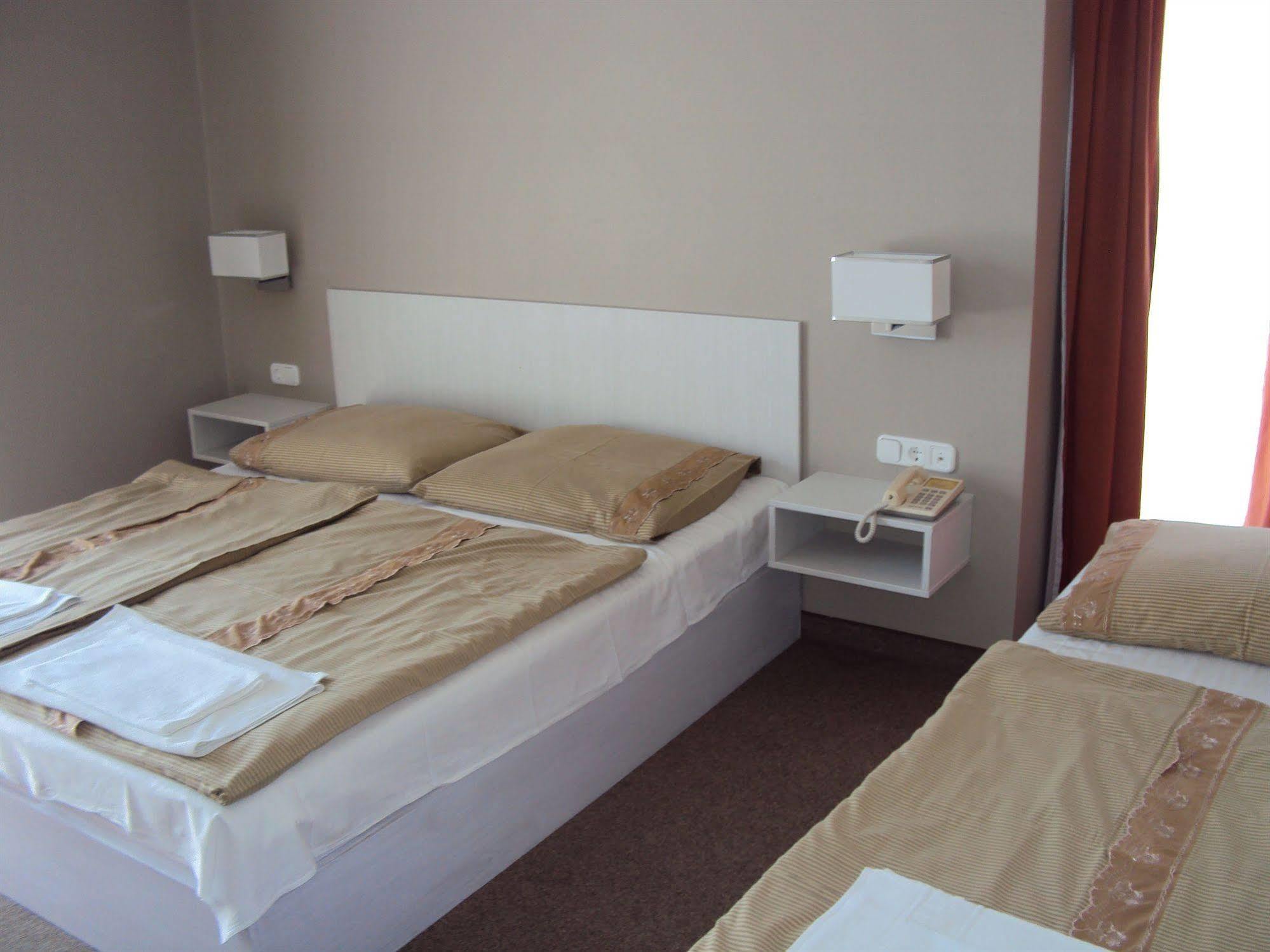 Hotel Diana Siófok Eksteriør billede