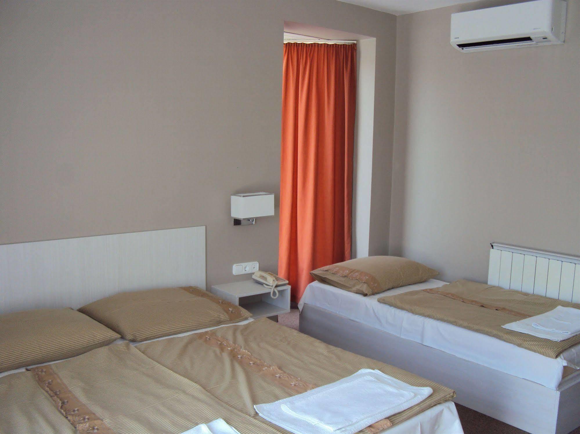 Hotel Diana Siófok Eksteriør billede
